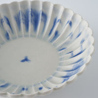 作家 鈴木まどか 安南菊割小鉢