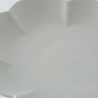 作家 鈴木まどか 白瓷菊割楕円皿