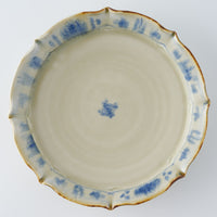 作家 鈴木まどか 輪花彫花紋七寸皿