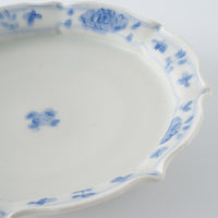 作家 鈴木まどか 輪花彫花紋六寸皿