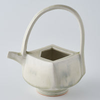 作家 鈴木まどか 安南四角注器