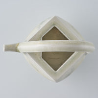 作家 鈴木まどか 安南四角注器