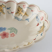 作家 大場紀穂子 虎の輪花楕円小鉢