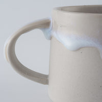 作家 宮木英至 ドリッピーマグ ライトグレー