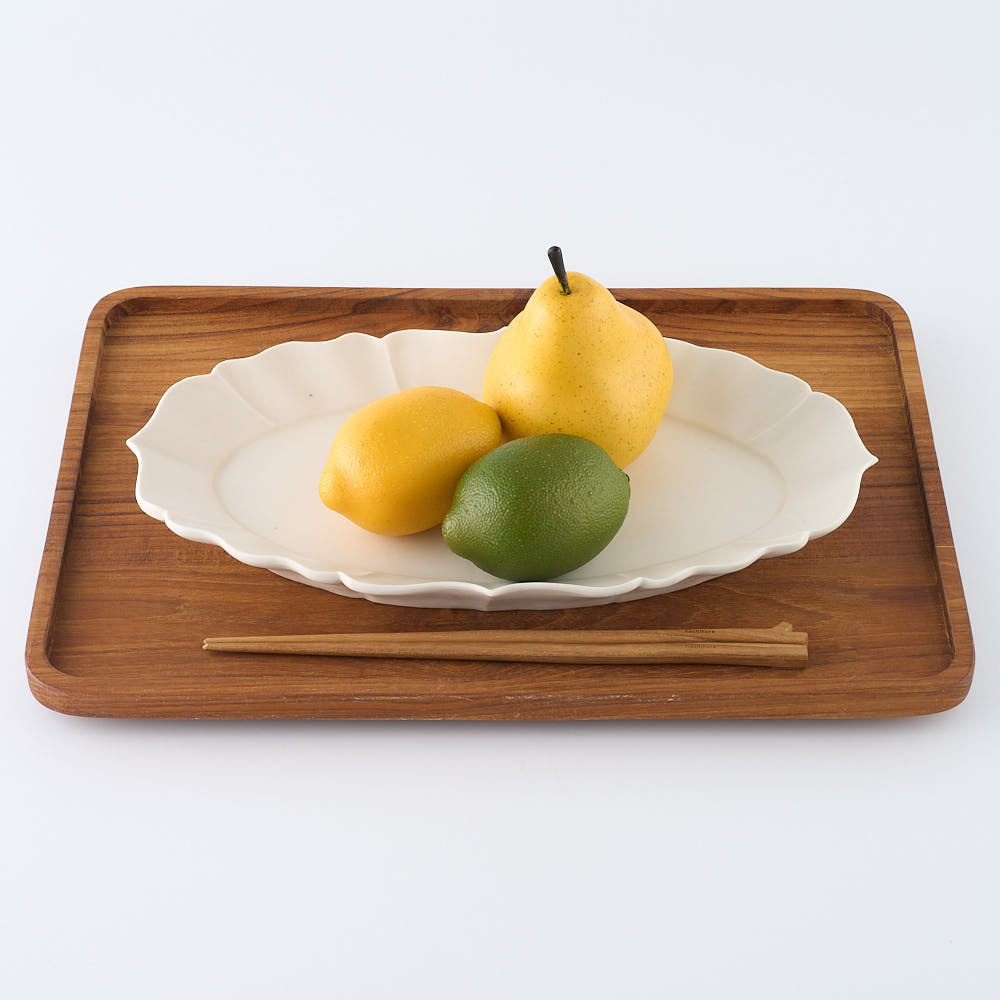 萬古焼 手塩 小皿 小判 楕円 変形 鶴 松 折り紙 銘 B 作家 宮田竜司 マット釉白磁 稜花楕円皿 ¥5,500 大人の焼き物