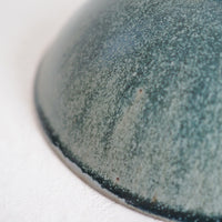 作家 鯨井円美 照明 群青