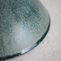 作家 鯨井円美 照明 群青