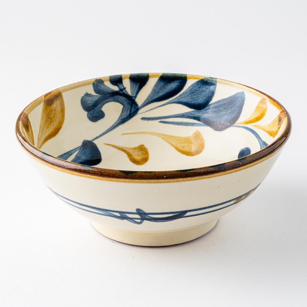 やちむん 陶眞窯 5寸鉢 染付 ゴスアメ唐草 ¥3,480 大人の焼き物