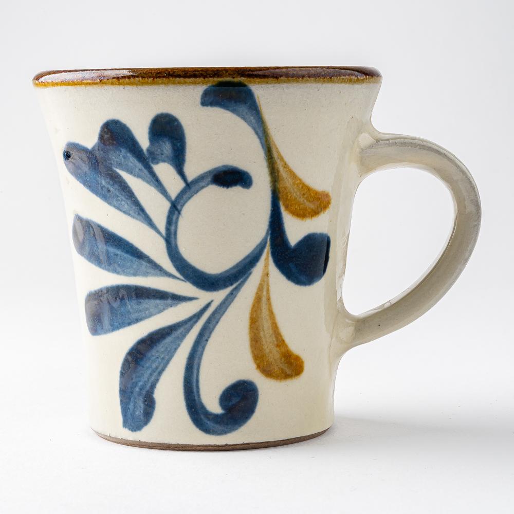 やちむん 陶眞窯 マグカップ 染付 ゴスアメ唐草 やちむん 陶眞窯 やちむん