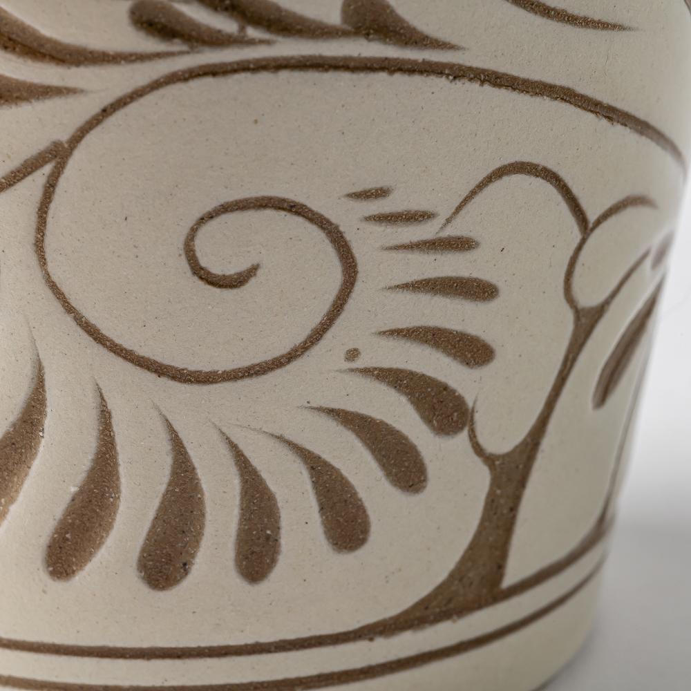 やちむん 育陶園 唐草線彫 マグカップ小 白唐草 やちむん 育陶園 やちむん