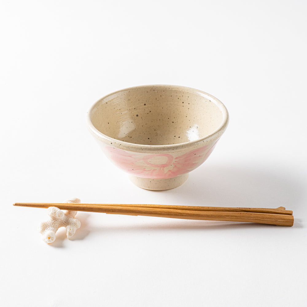 やちむん工房 與那嶺 唐草染付 4寸マカイ パステルシリーズ(ピンク) やちむん工房 與那嶺 やちむん