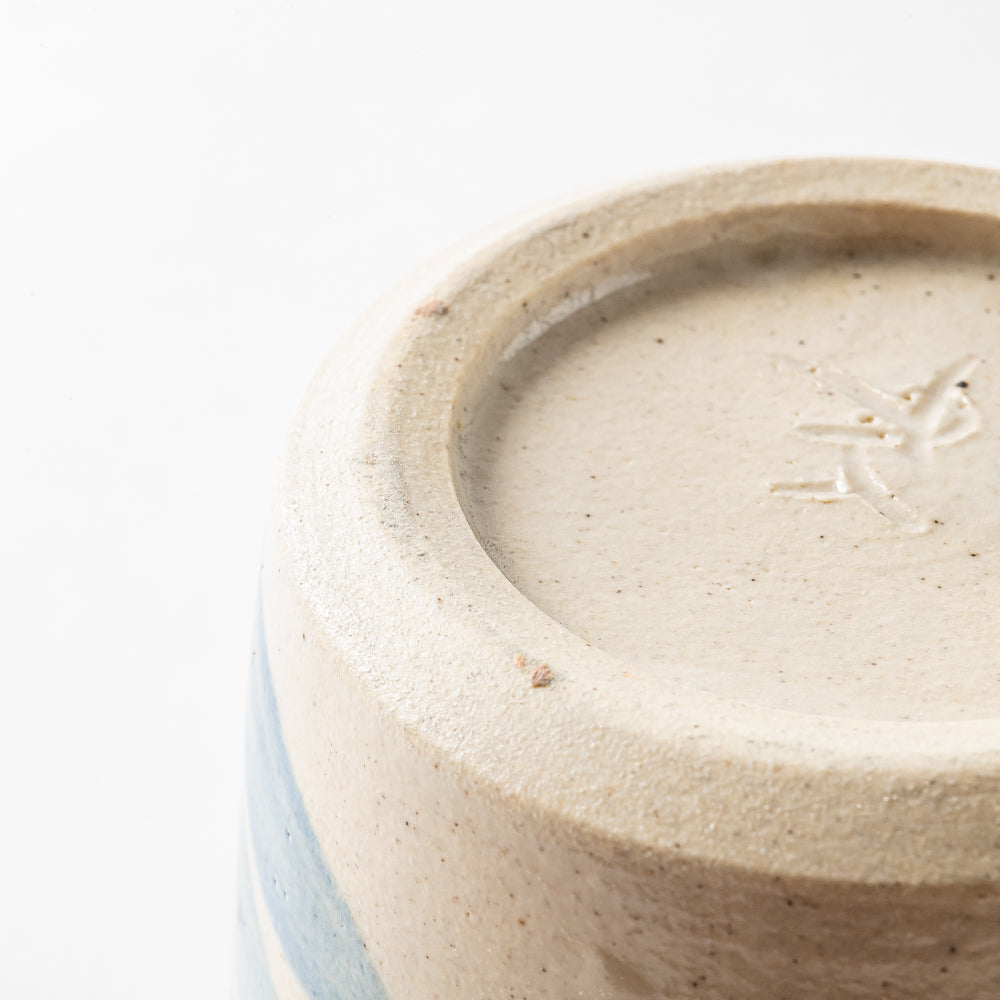 やちむん工房 與那嶺 唐草染付 マグカップ パステルシリーズ(水色) やちむん工房 與那嶺 やちむん