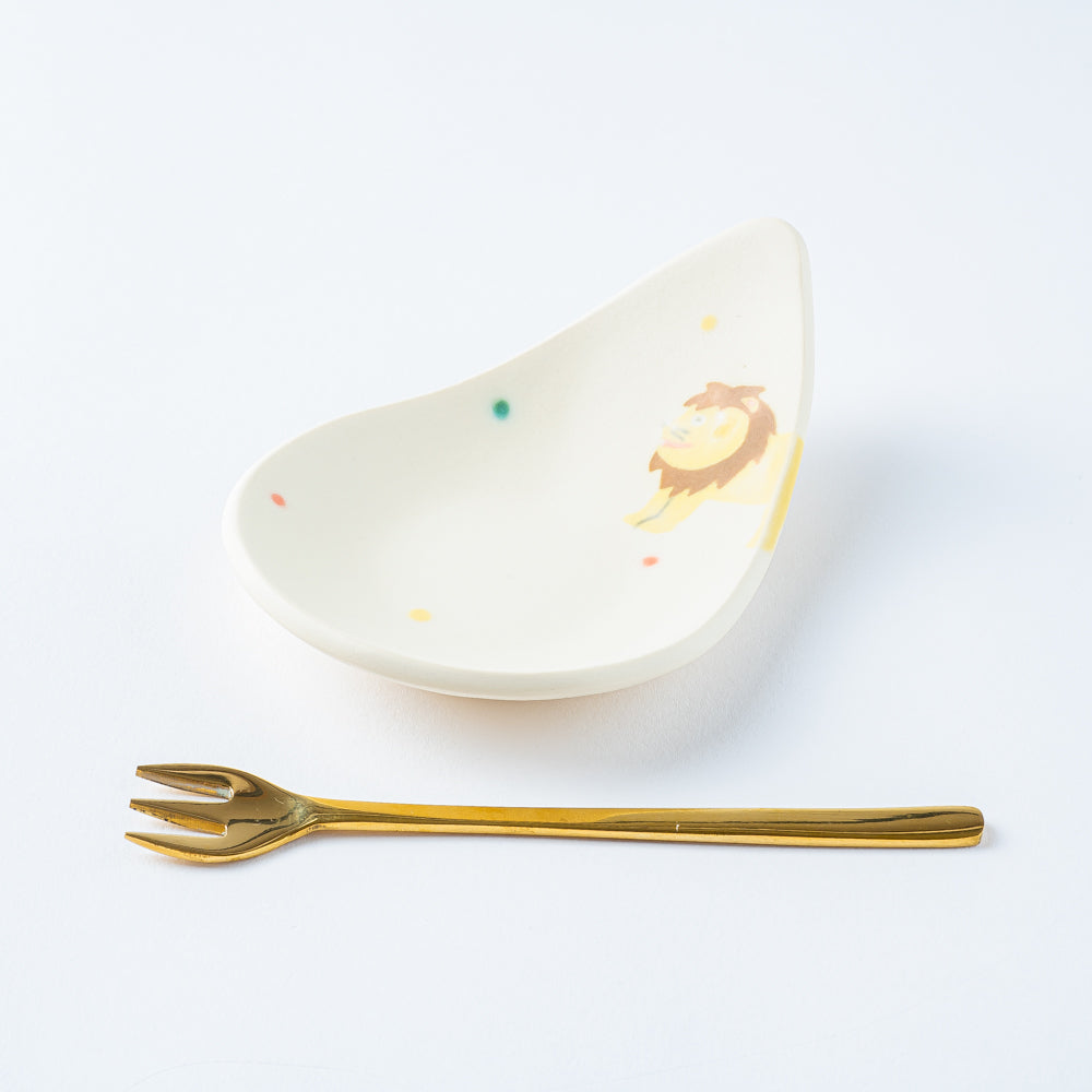 作家 柴田礼美 しずく皿20-ライオン/ホワイト 作家 柴田礼美 陶磁器作家もの