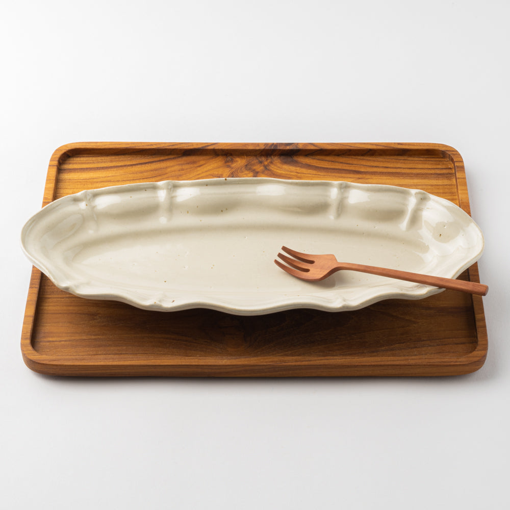 土本製陶所 ポワッソン アンティークホワイト ¥7,700 大人の焼き物