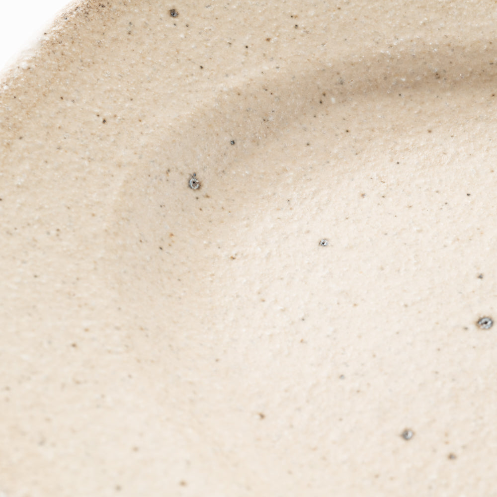 作家 岡村朝子 オーバル皿 小 flower A 作家 岡村朝子 陶磁器作家もの