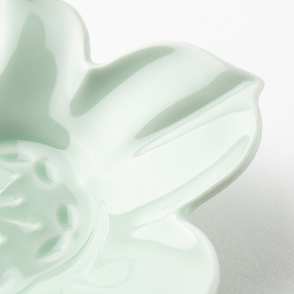 波佐見焼 和山窯 桔梗小皿(青磁) 波佐見焼 和山窯 波佐見焼