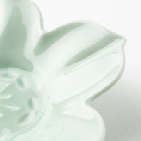 波佐見焼 和山窯 桔梗小皿(青磁) 波佐見焼 和山窯 波佐見焼