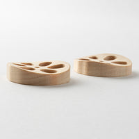 作家 コバヤシユウジ レンコン箸置き 作家 コバヤシユウジ 木工もの