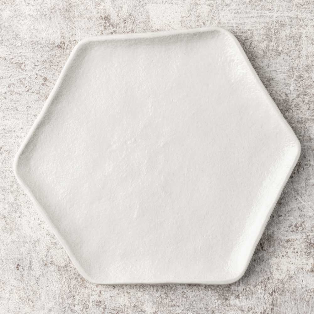 遠藤窯　–　石目　砥部焼　白　六角皿　大人の焼き物