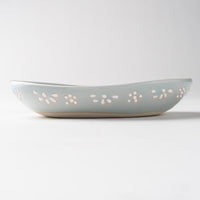 作家 大串真司 青磁小花だ円小皿 作家 大串真司 陶磁器作家もの