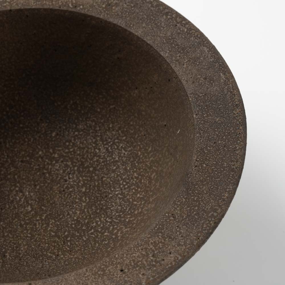 作家 冨部咲喜子 鉄釉リム小鉢 作家 冨部咲喜子 陶磁器作家もの