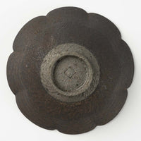 作家 冨部咲喜子 鉄釉輪花小鉢 作家 冨部咲喜子 陶磁器作家もの