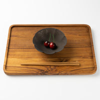 作家 冨部咲喜子 鉄釉輪花小鉢 作家 冨部咲喜子 陶磁器作家もの