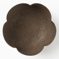 作家 冨部咲喜子 鉄釉梅型小鉢 作家 冨部咲喜子 陶磁器作家もの