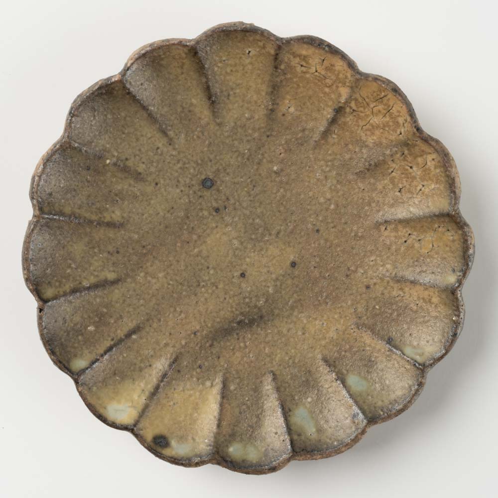 作家 冨部咲喜子 粉引輪花豆皿 作家 冨部咲喜子 陶磁器作家もの