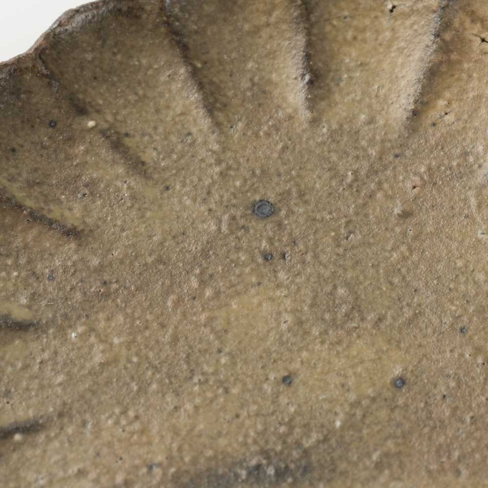 作家 冨部咲喜子 粉引輪花豆皿 作家 冨部咲喜子 陶磁器作家もの