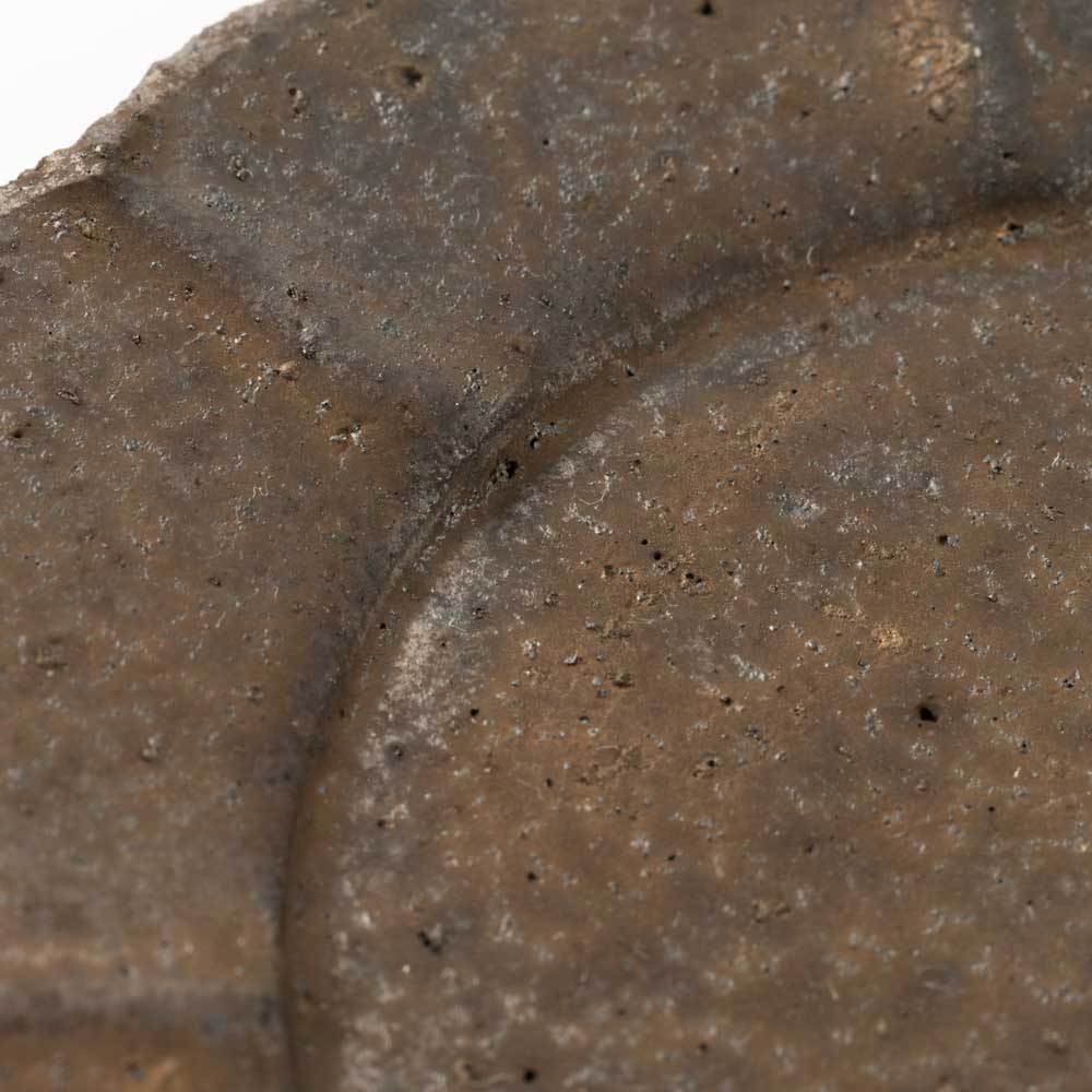 作家 冨部咲喜子 鉄釉リム輪花豆皿 作家 冨部咲喜子 陶磁器作家もの