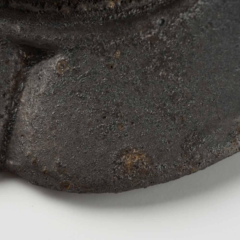 作家 冨部咲喜子 鉄釉梅形豆皿 作家 冨部咲喜子 陶磁器作家もの