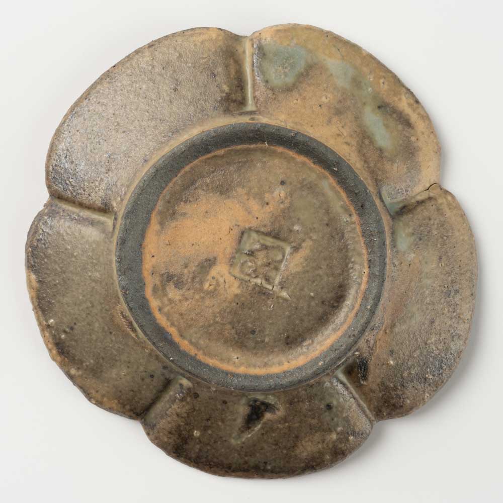 作家 冨部咲喜子 粉引梅形豆皿 作家 冨部咲喜子 陶磁器作家もの