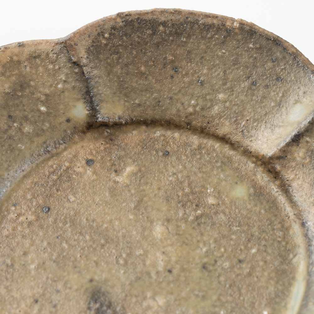 作家 冨部咲喜子 粉引梅形豆皿 作家 冨部咲喜子 陶磁器作家もの