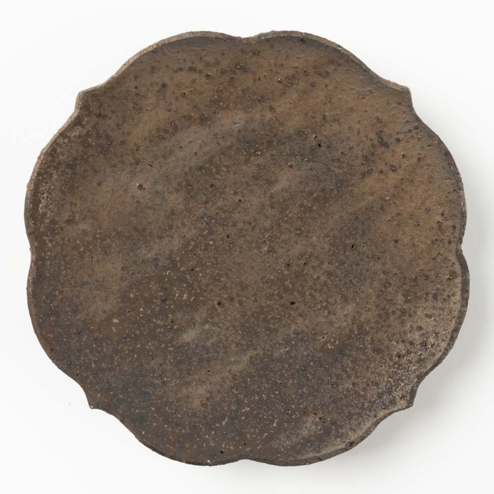 作家 冨部咲喜子 鉄釉木瓜形豆皿 作家 冨部咲喜子 陶磁器作家もの