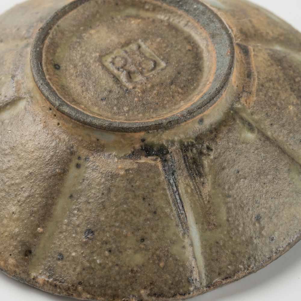 作家 冨部咲喜子 粉引八角輪花豆皿 作家 冨部咲喜子 陶磁器作家もの