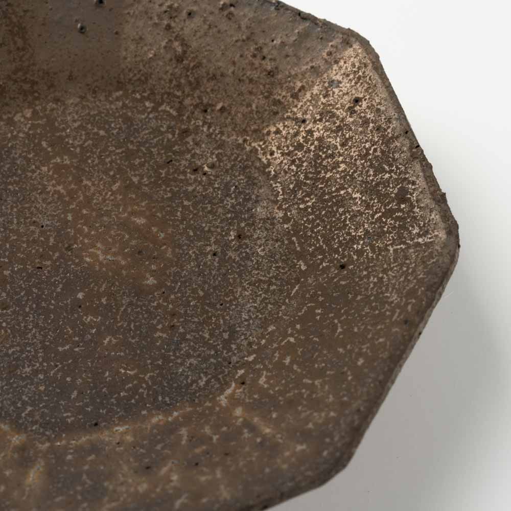 作家 冨部咲喜子 鉄釉八角豆皿 作家 冨部咲喜子 陶磁器作家もの