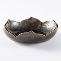 三川内焼 玉峰窯 織部釉ハス型小鉢 三川内焼 玉峰窯 三川内焼