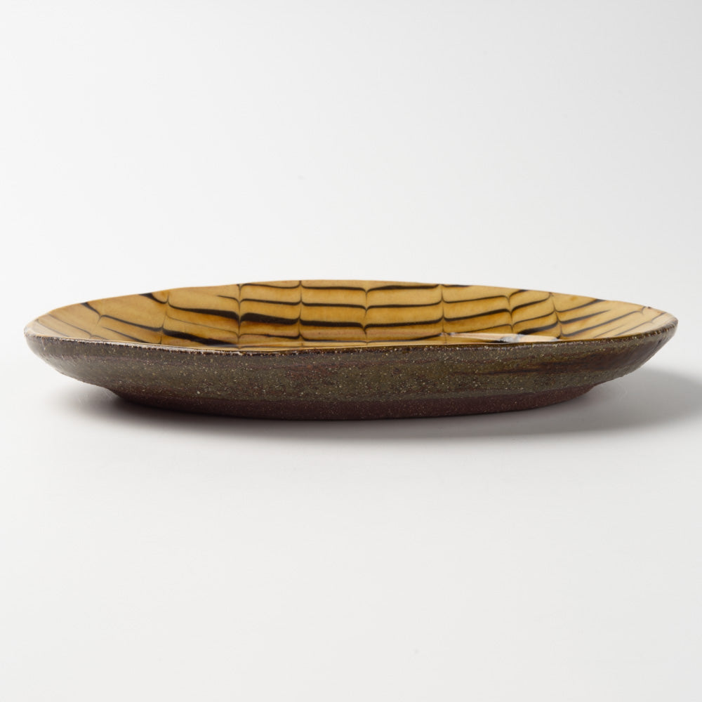 波佐見焼 紀窯 リム楕円皿(小) フェザーコーム ¥2,750 大人の焼き物