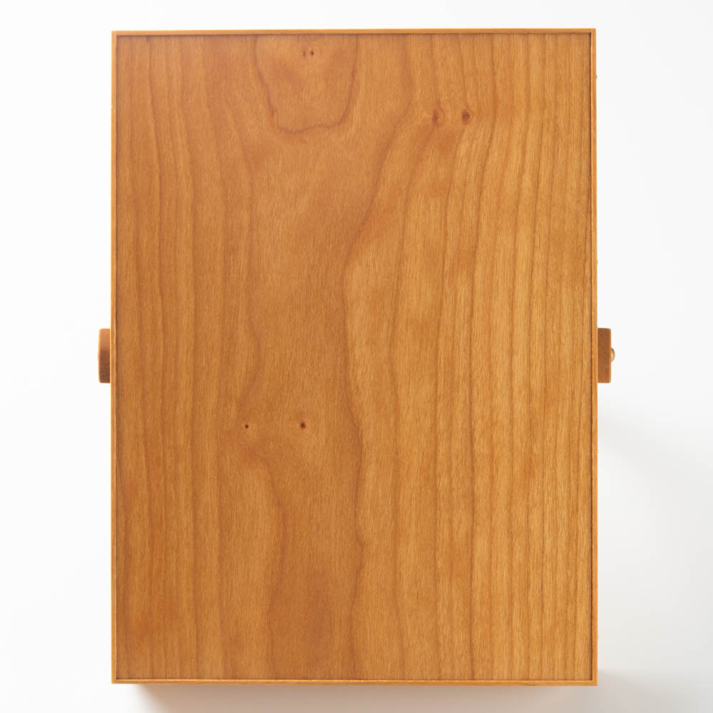 作家 岡野達也 ワンハンドルトレー チェリー材 作家 岡野達也 木工もの