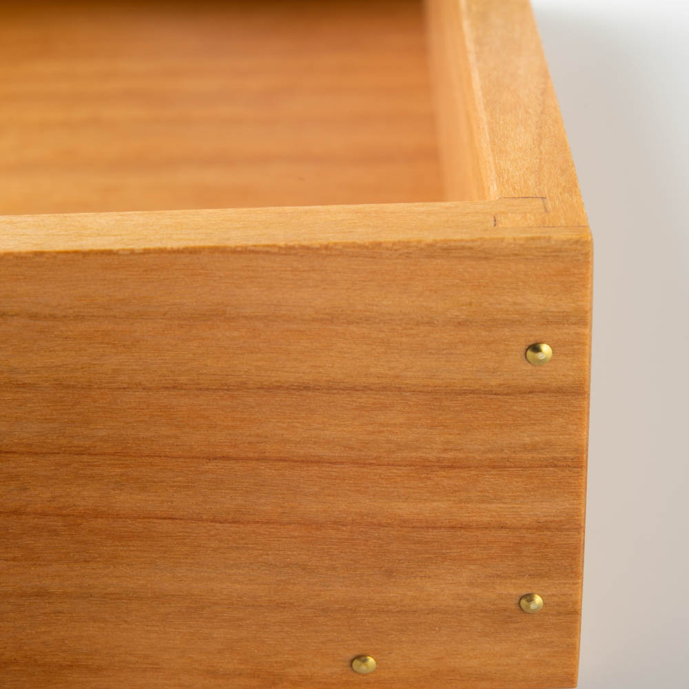 作家 岡野達也 ワンハンドルトレー チェリー材 作家 岡野達也 木工もの