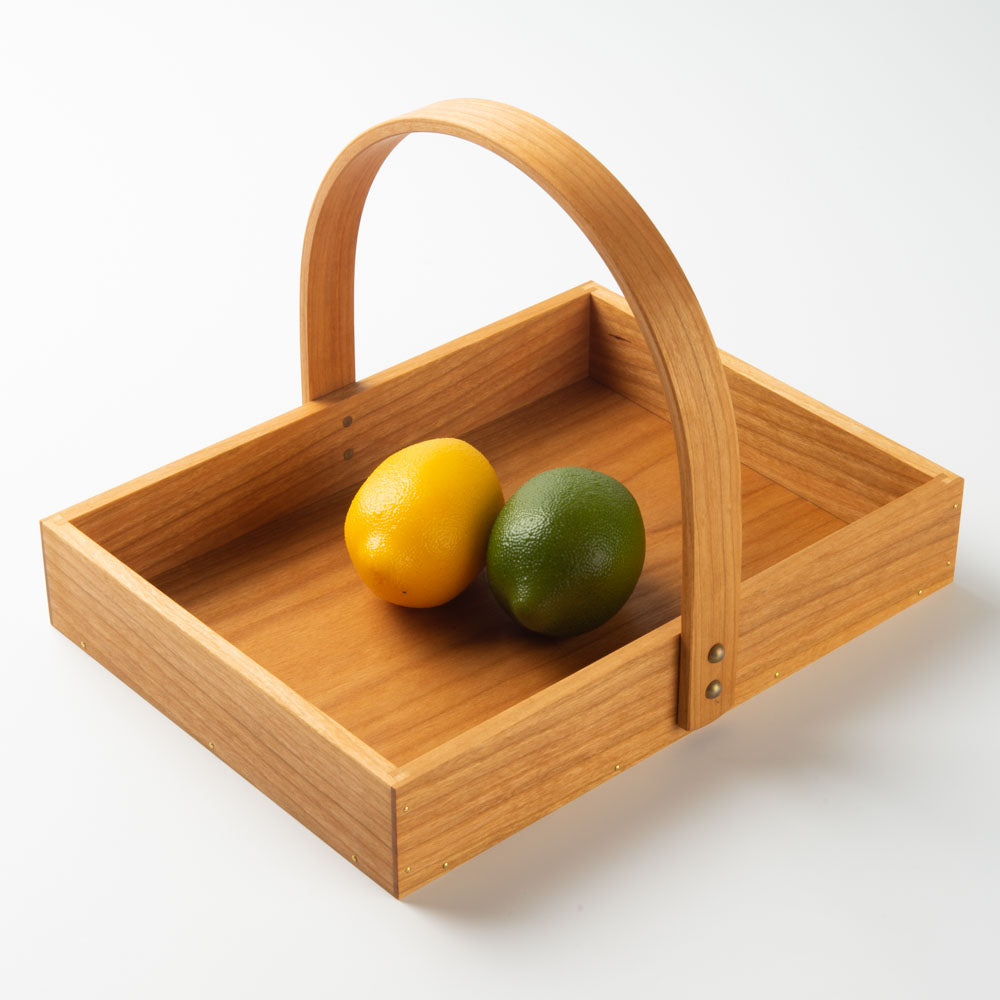 作家 岡野達也 ワンハンドルトレー チェリー材 作家 岡野達也 木工もの