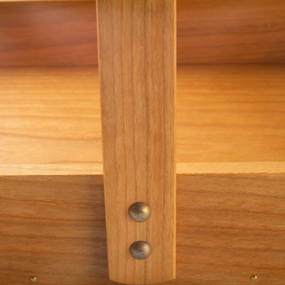 作家 岡野達也 ワンハンドルトレー チェリー材 作家 岡野達也 木工もの