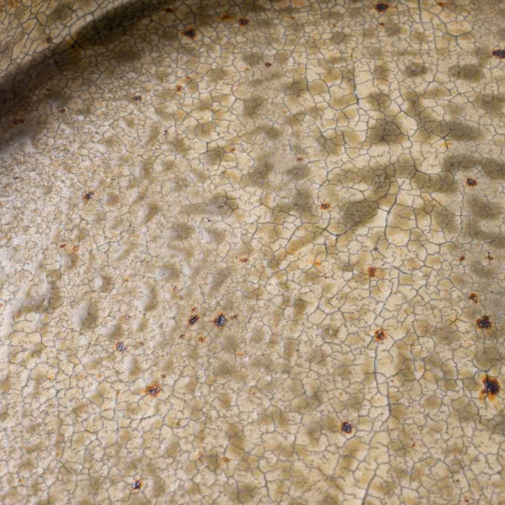 作家 馬渡新平 ヒビ粉引き 平皿7寸 作家 馬渡新平 陶磁器作家もの