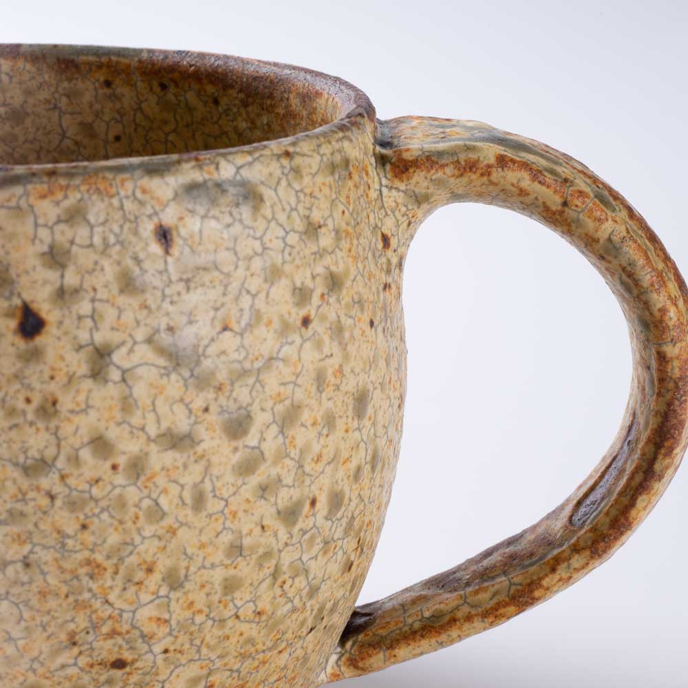 作家 馬渡新平 ヒビ粉引き マグカップ 作家 馬渡新平 陶磁器作家もの