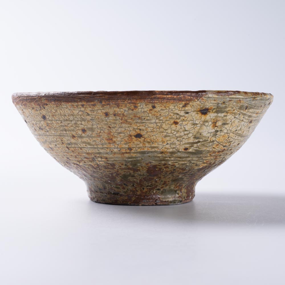 【30日で出品終了】馬渡新平さん、陶器製 皿 4枚セット 作家 馬渡新平 刷毛目黄 めし碗（小） ¥2,970 大人の焼き物