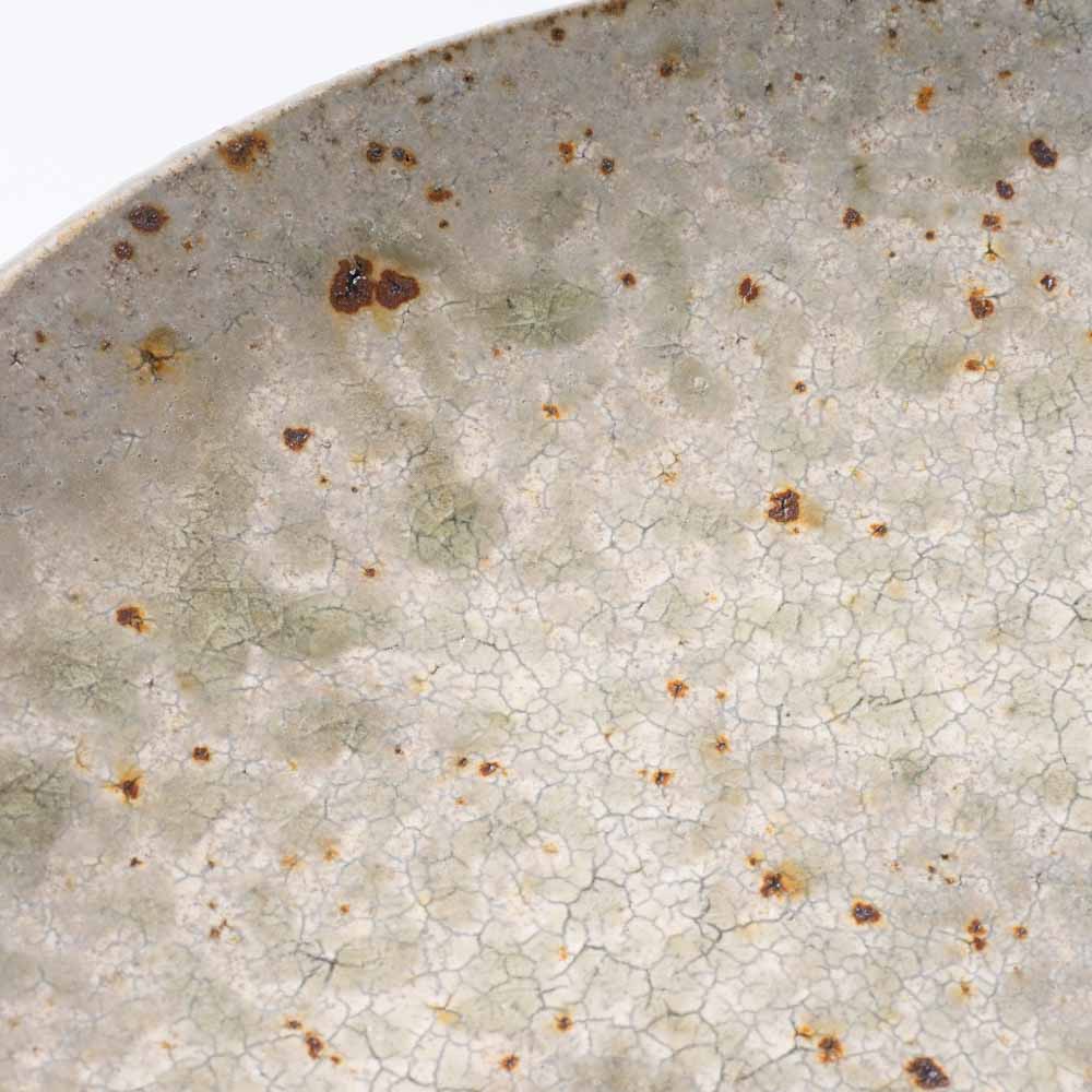 作家 馬渡新平 灰釉ヒビ粉引き 皿7寸 作家 馬渡新平 陶磁器作家もの