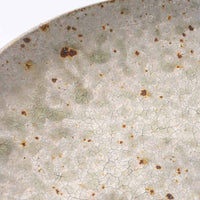 作家 馬渡新平 灰釉ヒビ粉引き 皿7寸 作家 馬渡新平 陶磁器作家もの