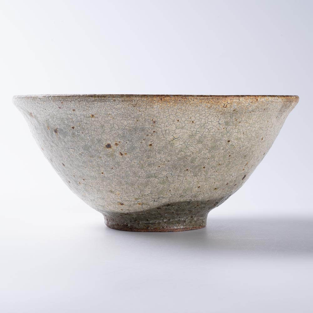 作家 馬渡新平 灰釉ヒビ粉引き 鉢6寸 作家 馬渡新平 陶磁器作家もの