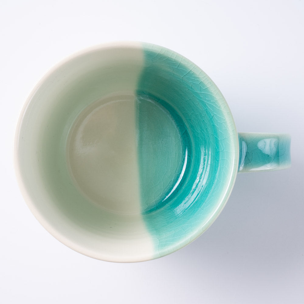 【未使用　値下げ】陶器 m.m.d. マグカップ 青磁 ¥2,200 大人の焼き物